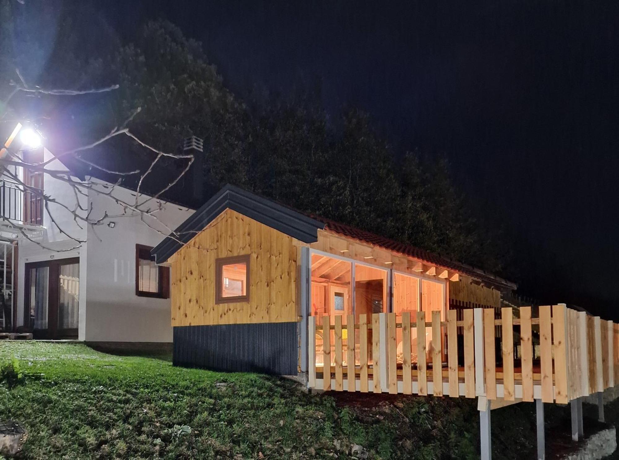 Apartmani Vukomanovo 모이코바츠 외부 사진